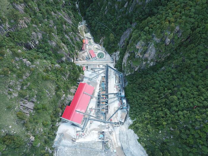 飞水岩反滤料加工系统.jpg