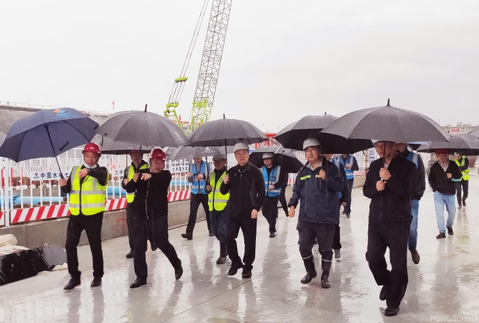 中国水利水电第七工程局有限公司 一线动态 刘毅到雄安r1线项目检查